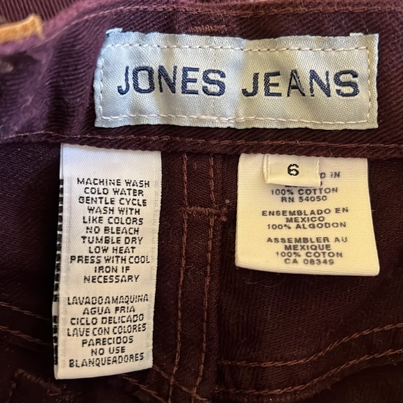 Jones Jeans Women’s Size 6 Burgundy - Picture 2 of 4